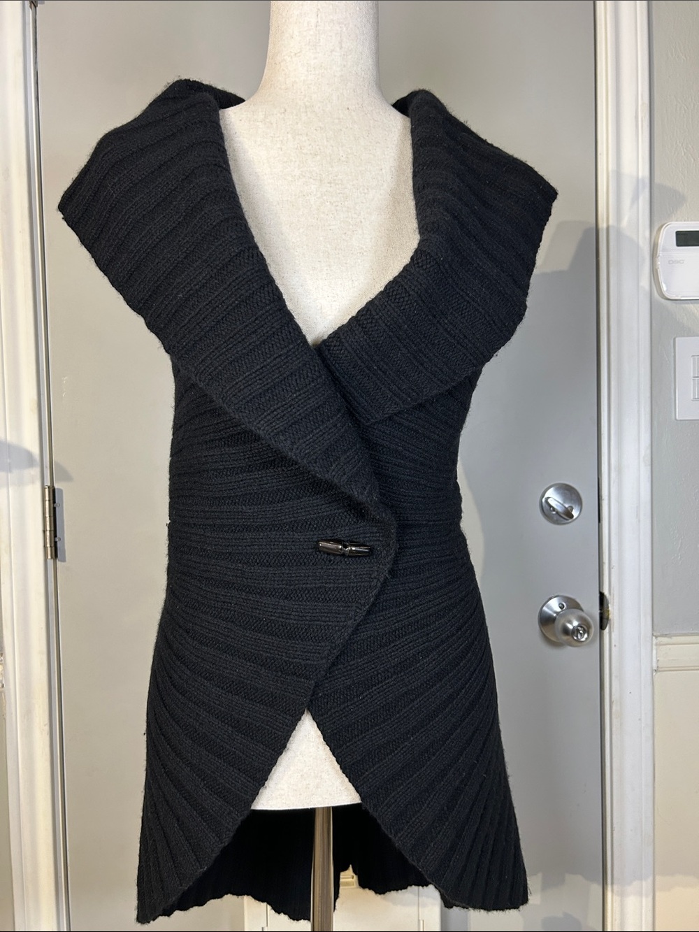 Ralph Lauren Black Ribbed Shawl Collar Cashmere Sweater Vest Size Small